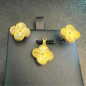 18K Solid Dubai Gold Flower Pendant & Earrings Set 15mm